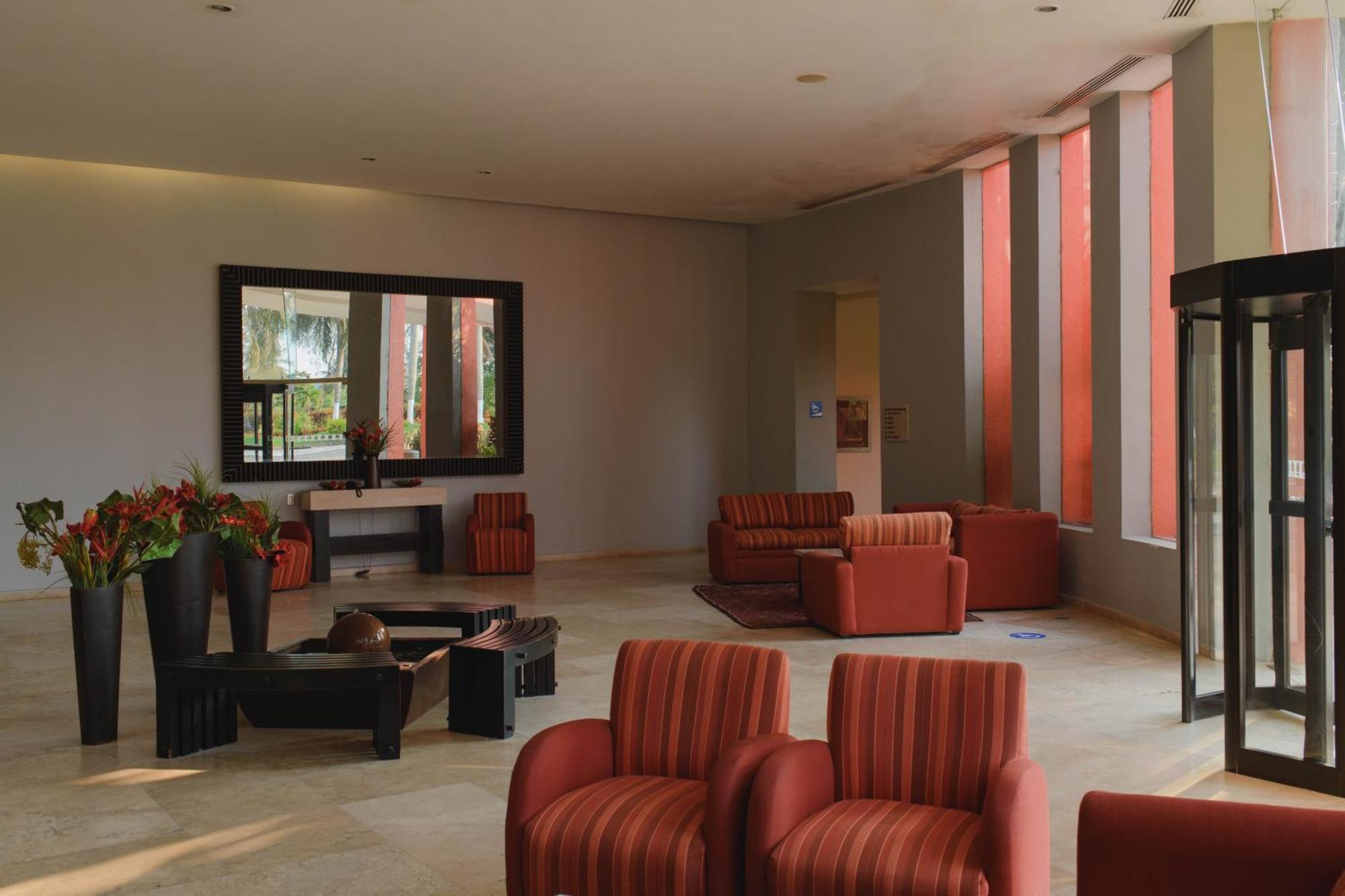 Hotel Terranova Coatzacoalcos Ngoại thất bức ảnh Lobby