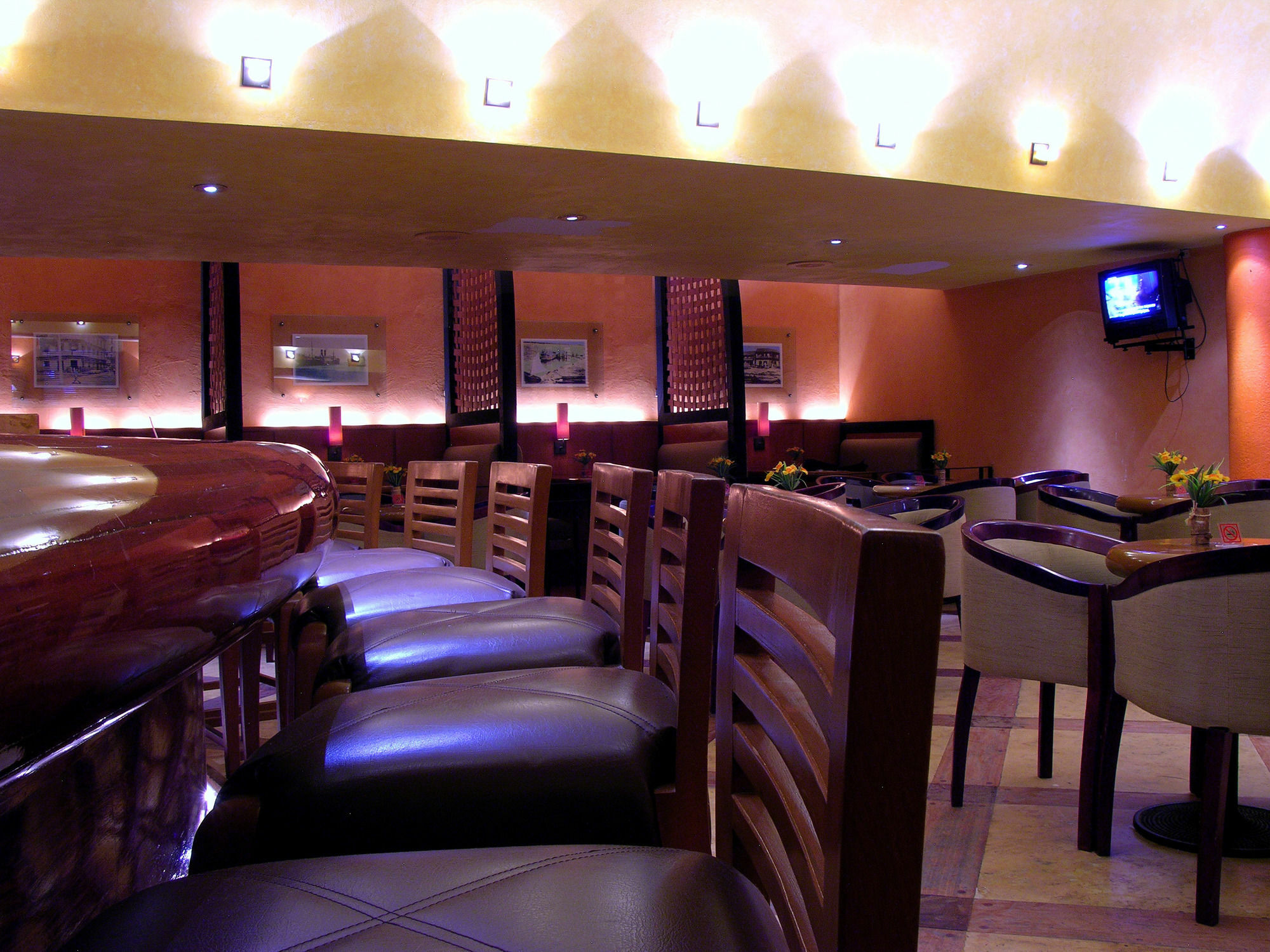 Hotel Terranova Coatzacoalcos Ngoại thất bức ảnh Interior of a typical restaurant